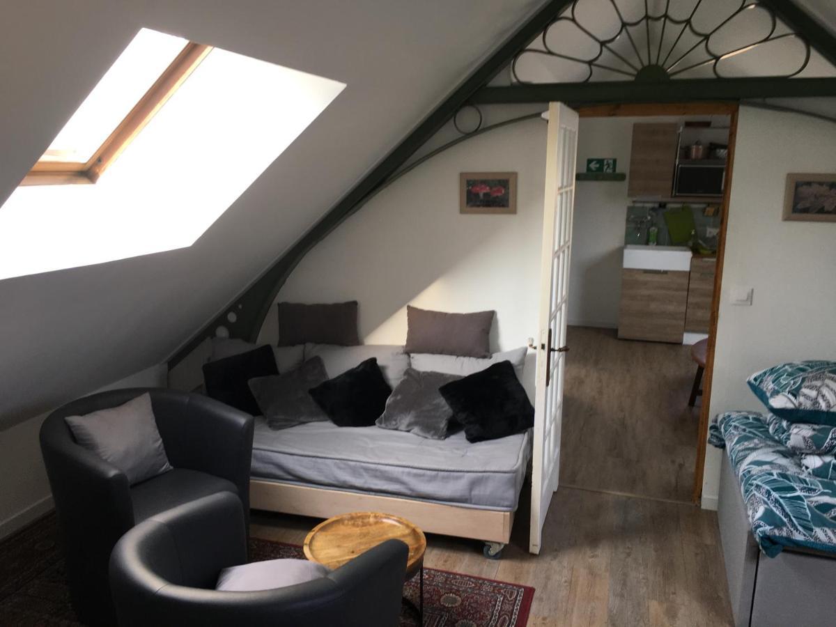 Gite D'Etape Du Tilleul, 4-8 Personnes La Celle-les-Bordes 外观 照片