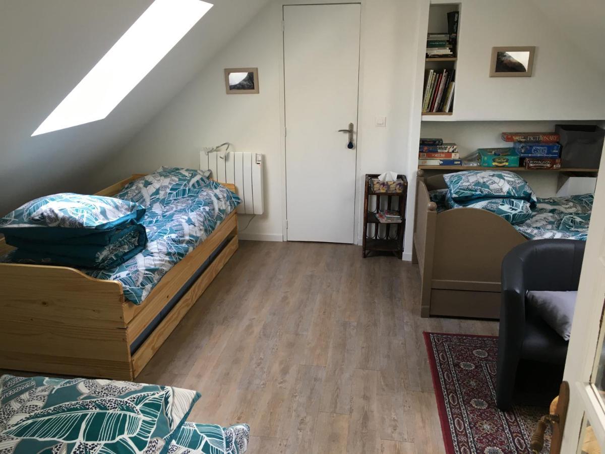 Gite D'Etape Du Tilleul, 4-8 Personnes La Celle-les-Bordes 外观 照片